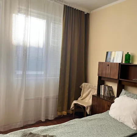 Апартаменти Cosy In The Heart Of *